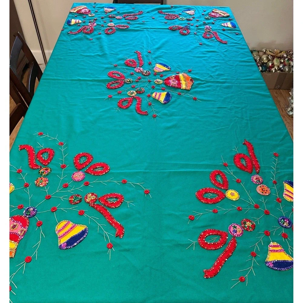 Vintage‎ Handmade Christmas Tablecloth Green Sequin Felt Applique 90x60 Retro